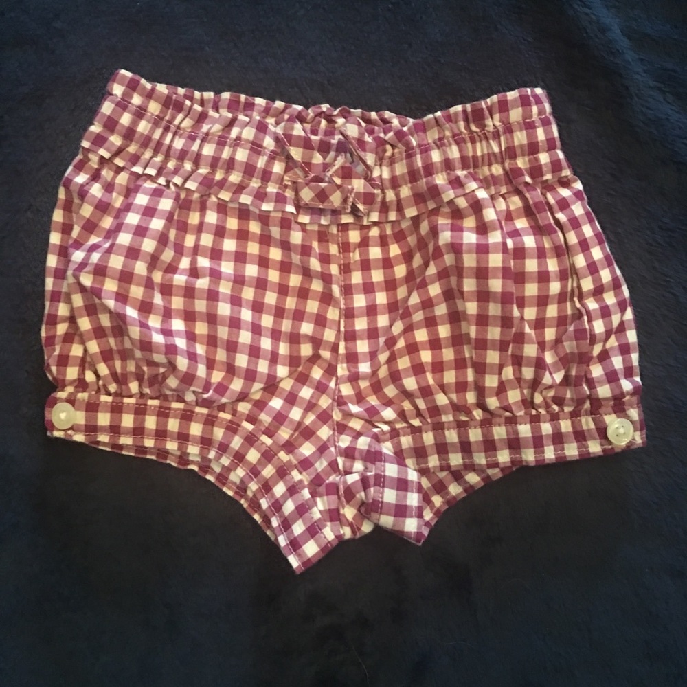 Like new. Baby girls Gap Baby shorts
